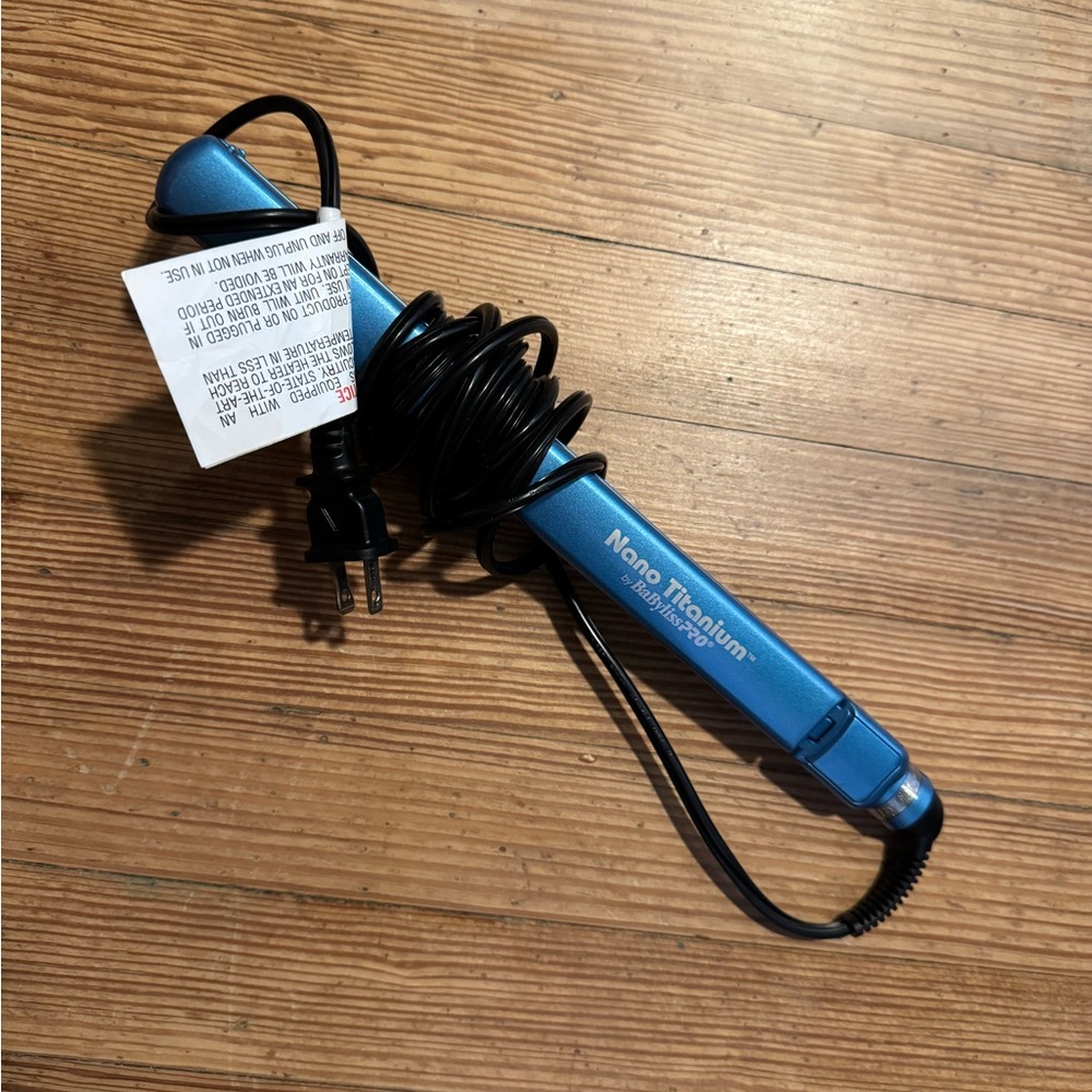 BaBylissPRO Nano Titanium Flat Iron